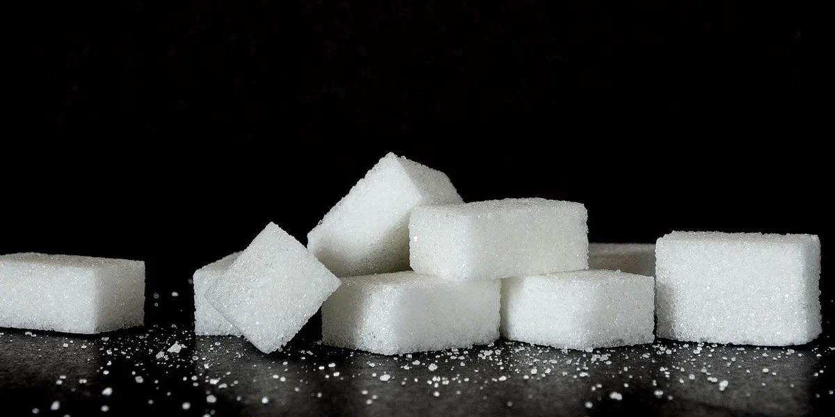 Кому придется несладко: реален ли "дефицит" сахара в РФ?