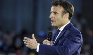 Макрон побеждает на выборах главы государства во Франции