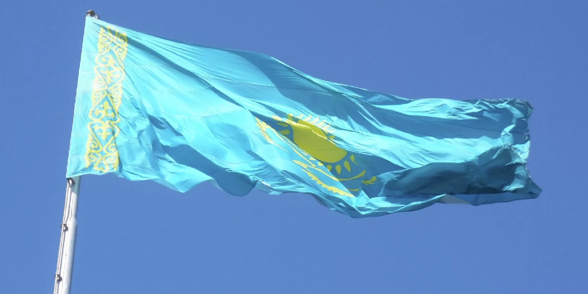 В Казахстане парламент признал утратившим силу закон о первом президенте страны