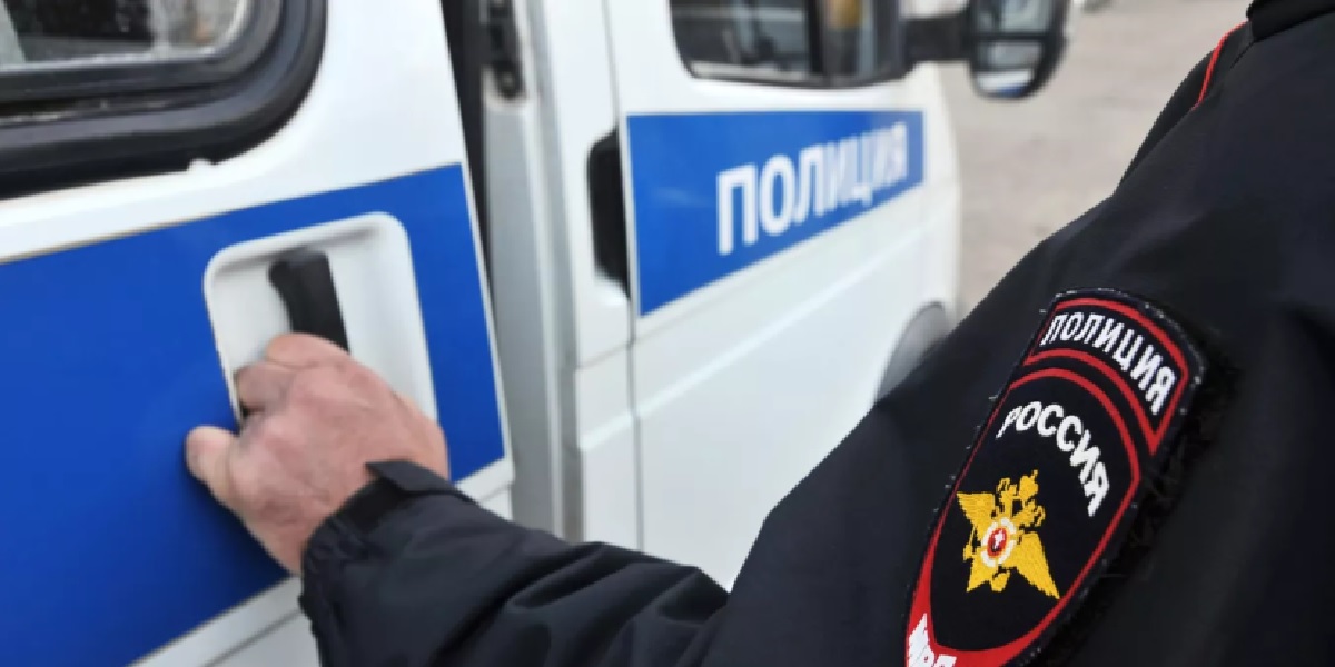 В Москве расследуется дело в отношении мужчины, напавшего на полицейских