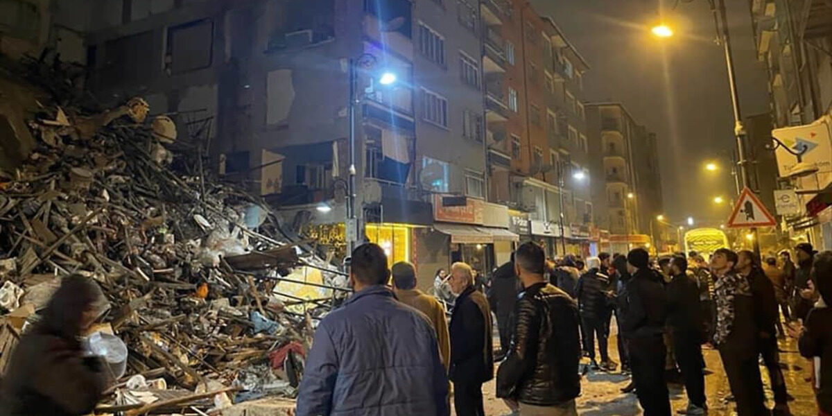 Число погибших из-за землетрясений в Турции и Сирии превысило 16 тысяч человек