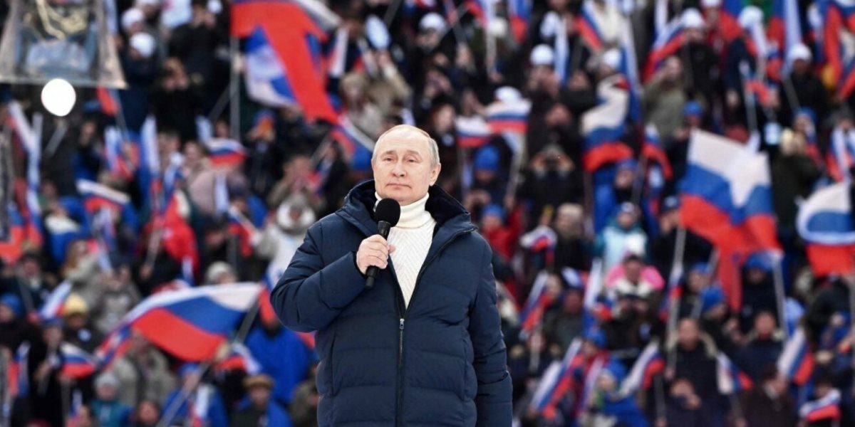 Владимир Путин назвал всех россиян защитниками Отечества