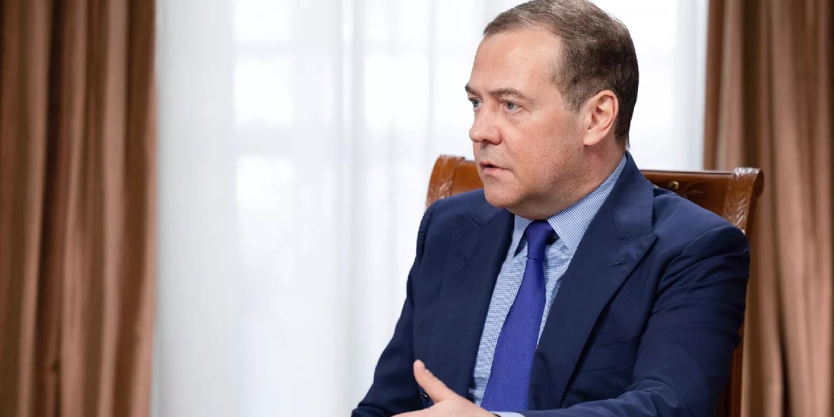 Медведев прокомментировал приписывание “проукраинской группировке” инцидентов с газопроводами