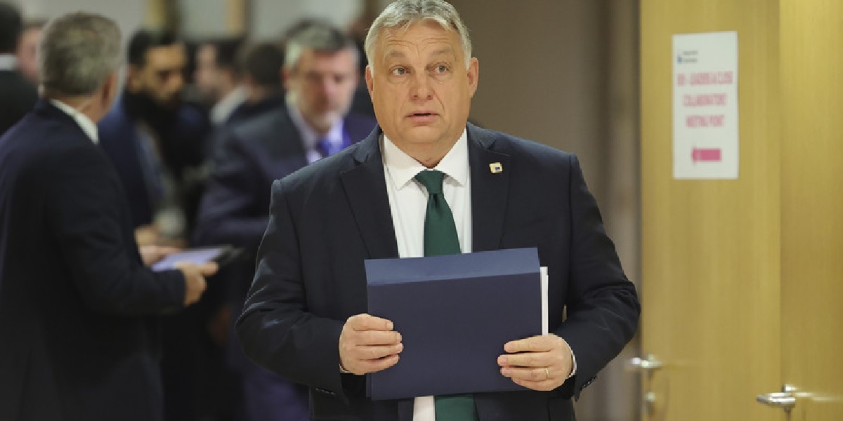 Орбан прокомментировал возможность вступления Украины в НАТО