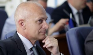 Пермский депутат, уехавший в ФРГ, заявил о сложении полномочий