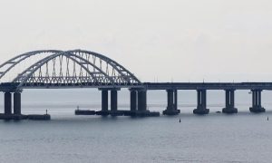 СМИ: на Крымском мосту восстановили движение