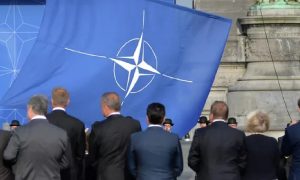 Экс-генсек НАТО не исключил размещение войск некоторых стран на Украине