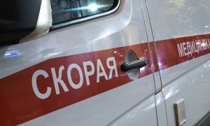 В Томске автомобиль сбил дорожных рабочих