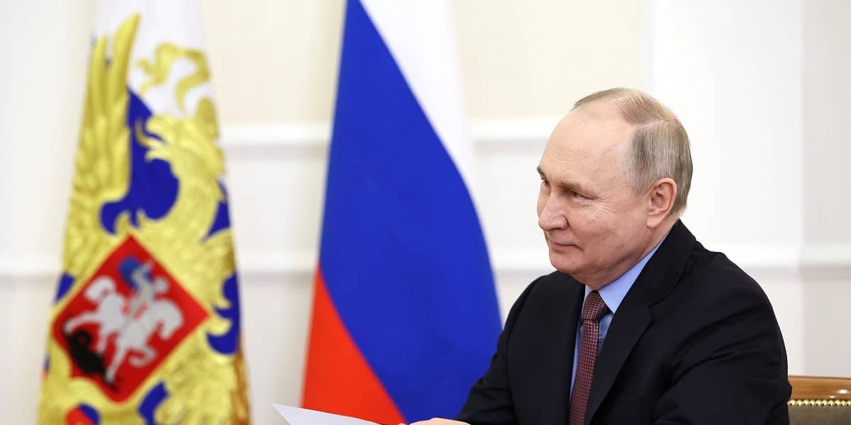 Путин дал стар строительству энергоблока Ленинградской АЭС и ВС Москва-Петербург