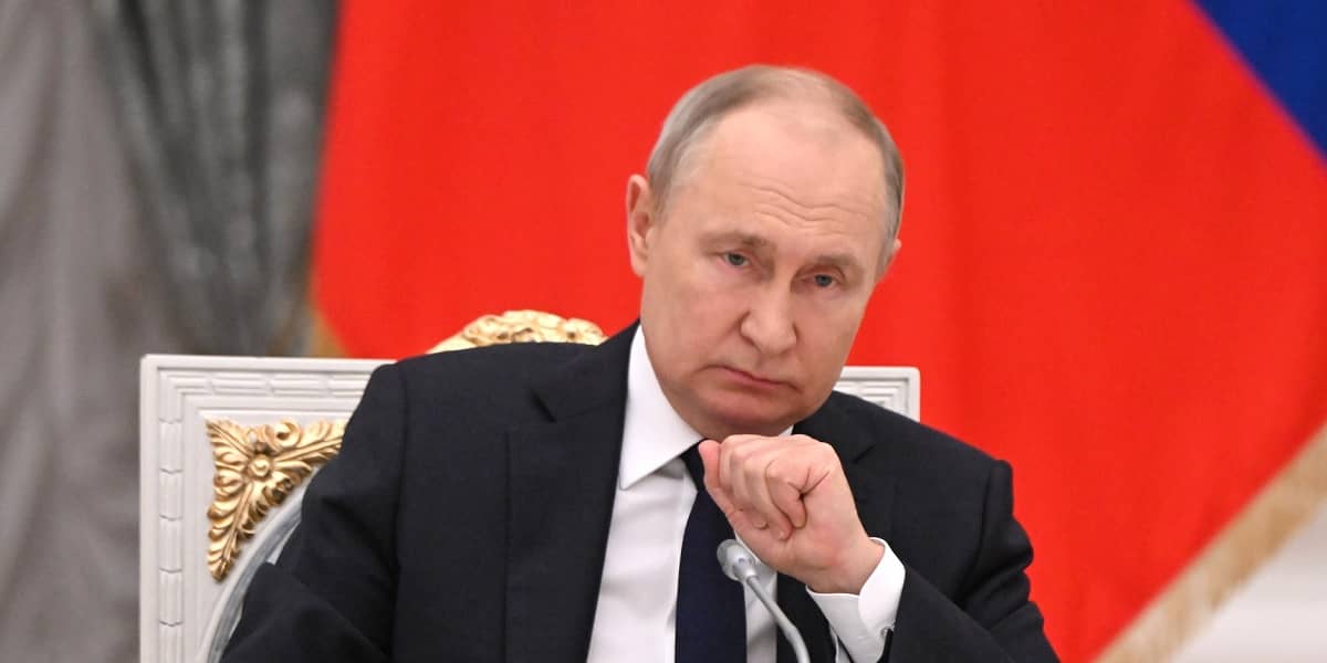 Путин проведет совещание с членами кабмина