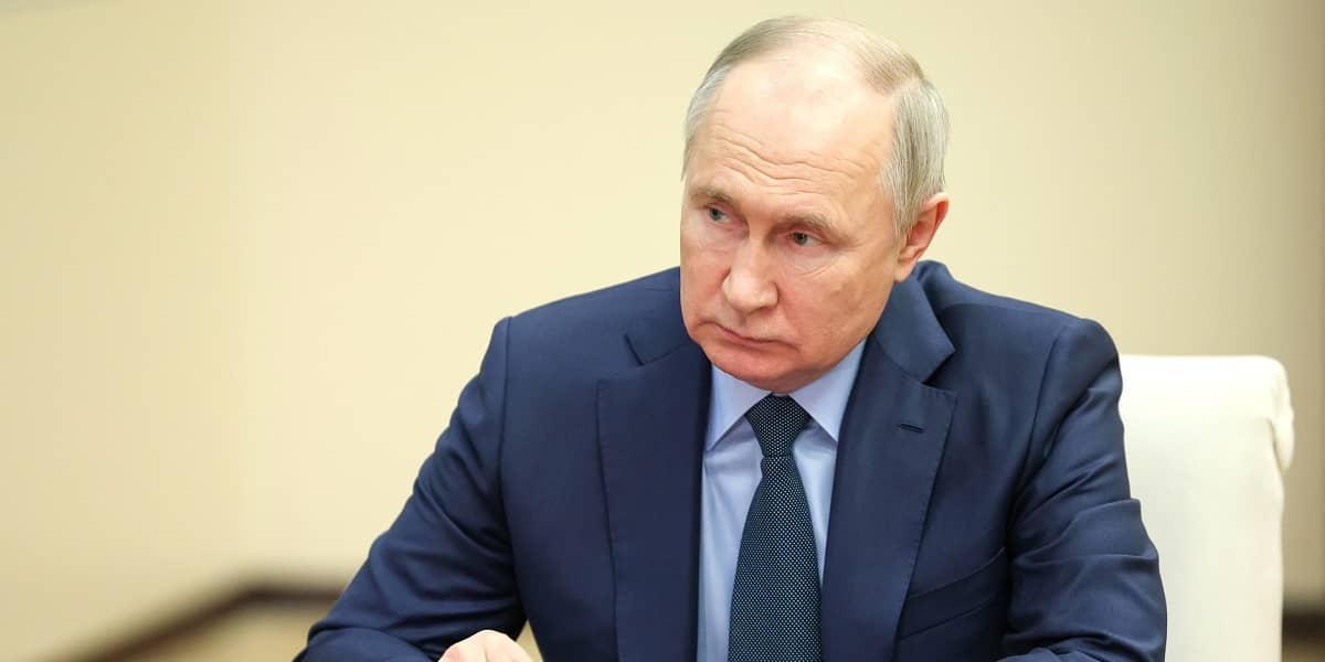 Путин отметил помощь медиков участникам СВО