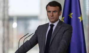 Во Франции раскритиковали Макрона за позицию в ситуации с Украиной