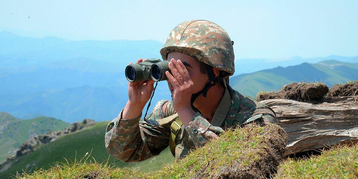 В Азербайджане заявили об обстрелах со стороны Армении