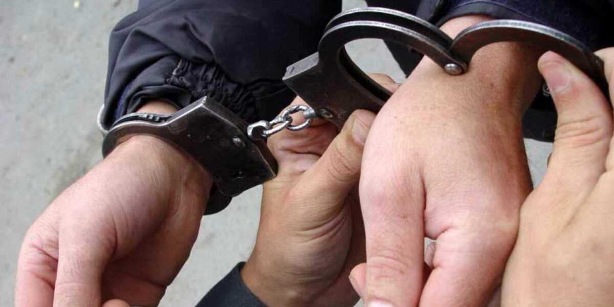 Задержаны подозреваемые в убийстве семьи в Омской области