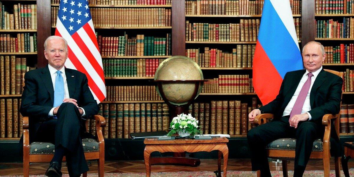 В Кремле рассчитывают на "продолжительный" разговор президентов России и США