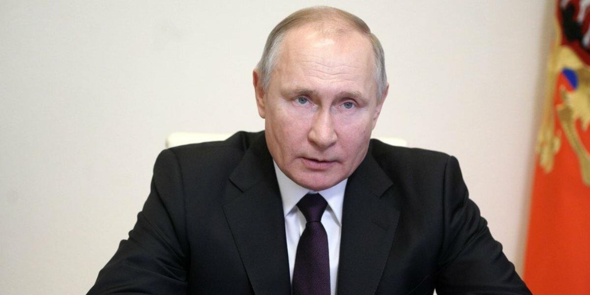 Путин поддержал предложение Голиковой по сроку действия сертификата