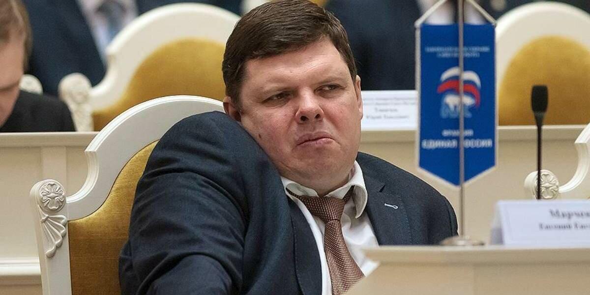 Марченко призвал единороссов к лояльности и был изгнан