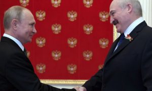 В Кремле раскрыли детали разговора Путина и Лукашенко
